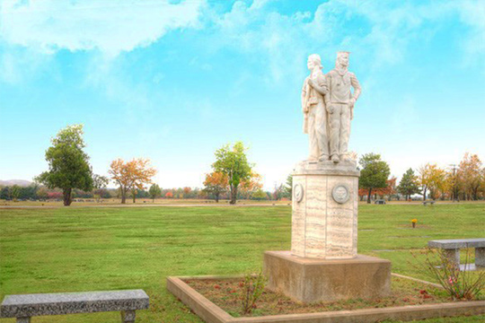 Arlington Memory Gardens grounds