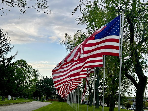 Arlington Park Cemetery grounds
