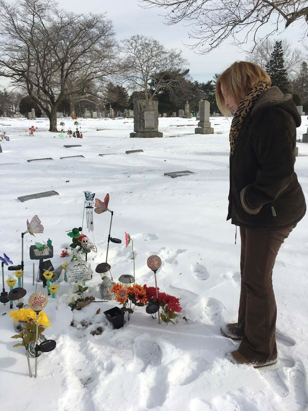 Arlington Park Cemetery grounds