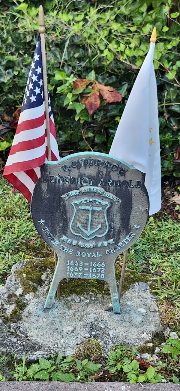 Arnold Cemetery grounds