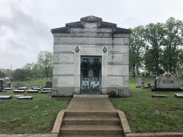 Ashland Cemetery grounds