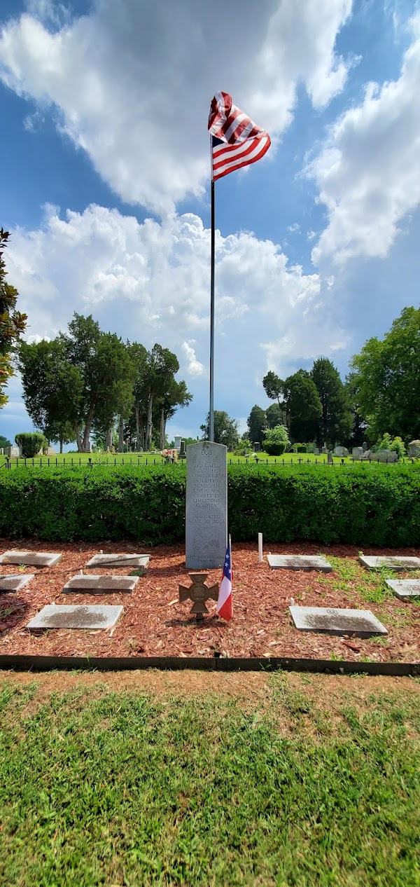 Athens City Cemetery grounds