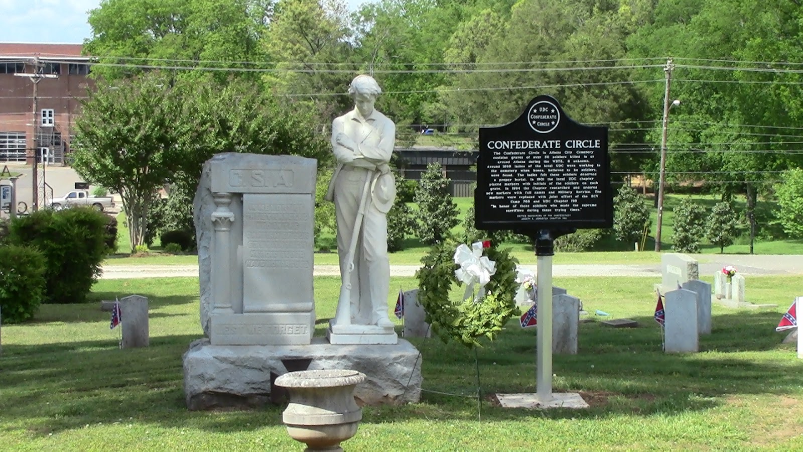 Athens City Cemetery cemetery grounds and headstones