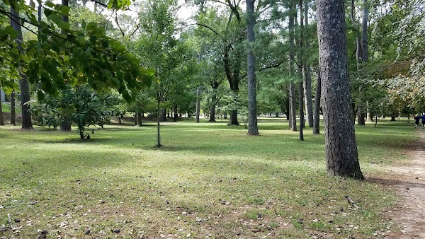 Atlanta Memorial Park grounds