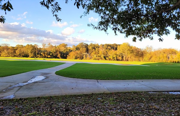Atlanta Memorial Park grounds