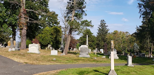 Atlantic View Cemetery & Mausoleum grounds