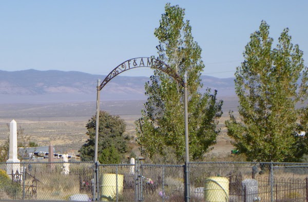 Austin Graveyard grounds