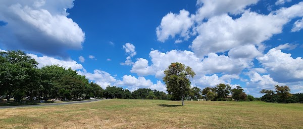 Austin Memorial Park Cemetery grounds