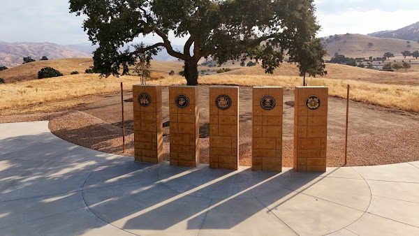 Bakersfield National Cemetery grounds