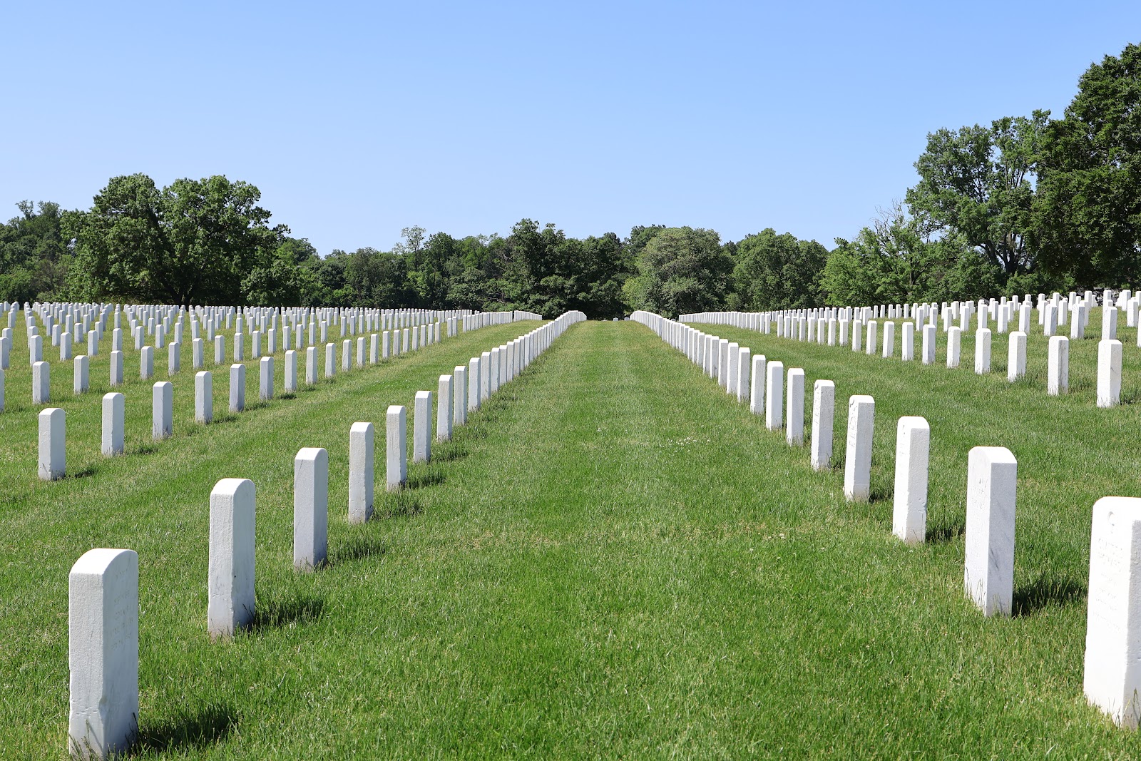 Baltimore National Cemetery cemetery grounds and headstones