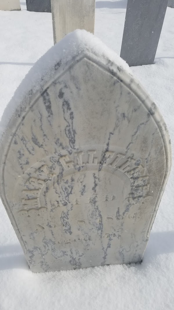 Barnet Center Cemetery grounds