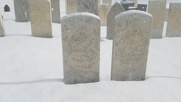 Barnet Center Cemetery grounds