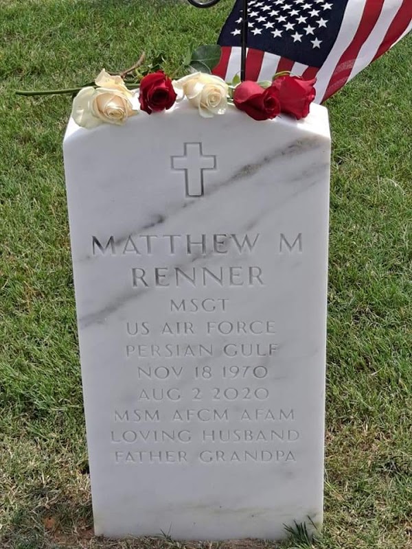 Barrancas National Cemetery grounds