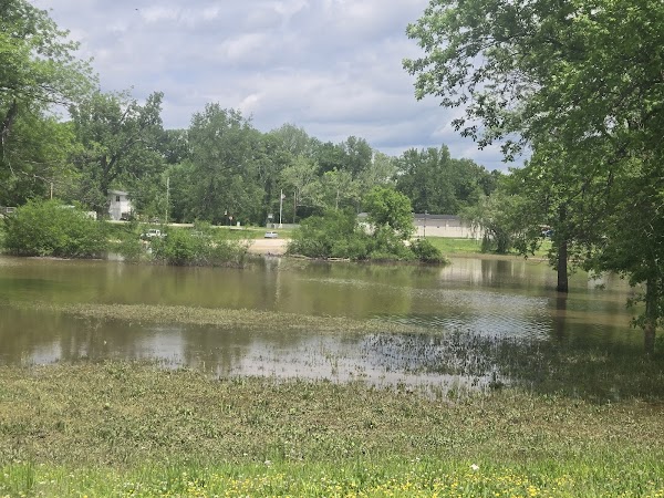 Bates Memorial Park grounds
