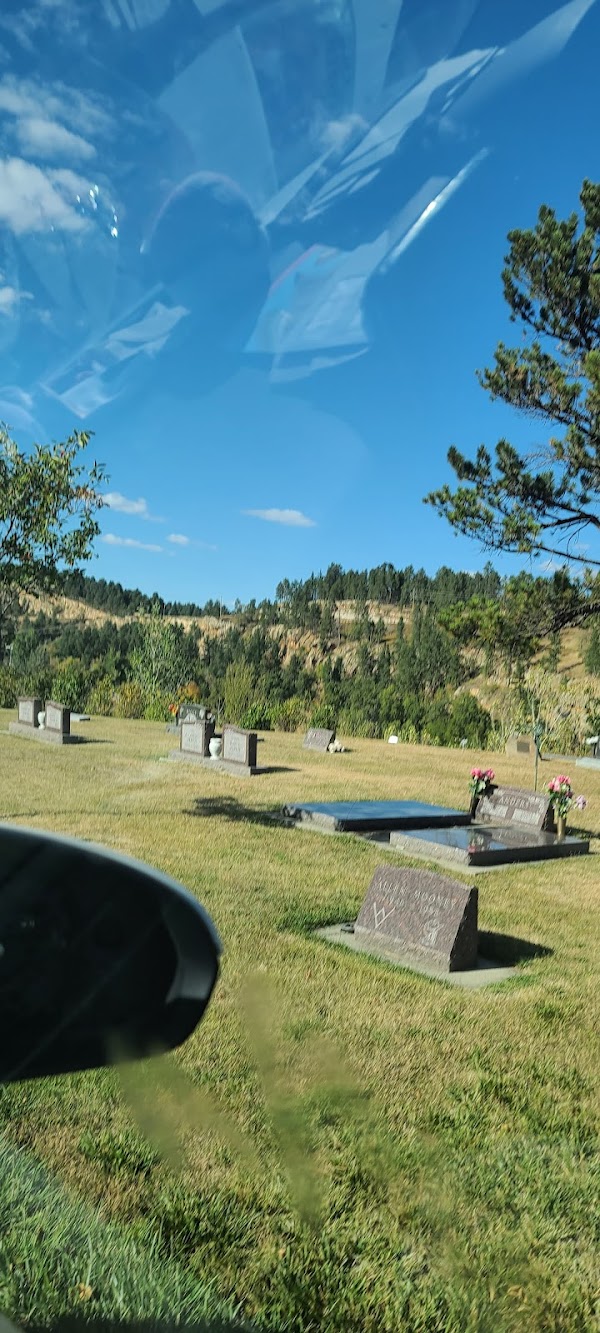 Bear Butte Cemetery grounds