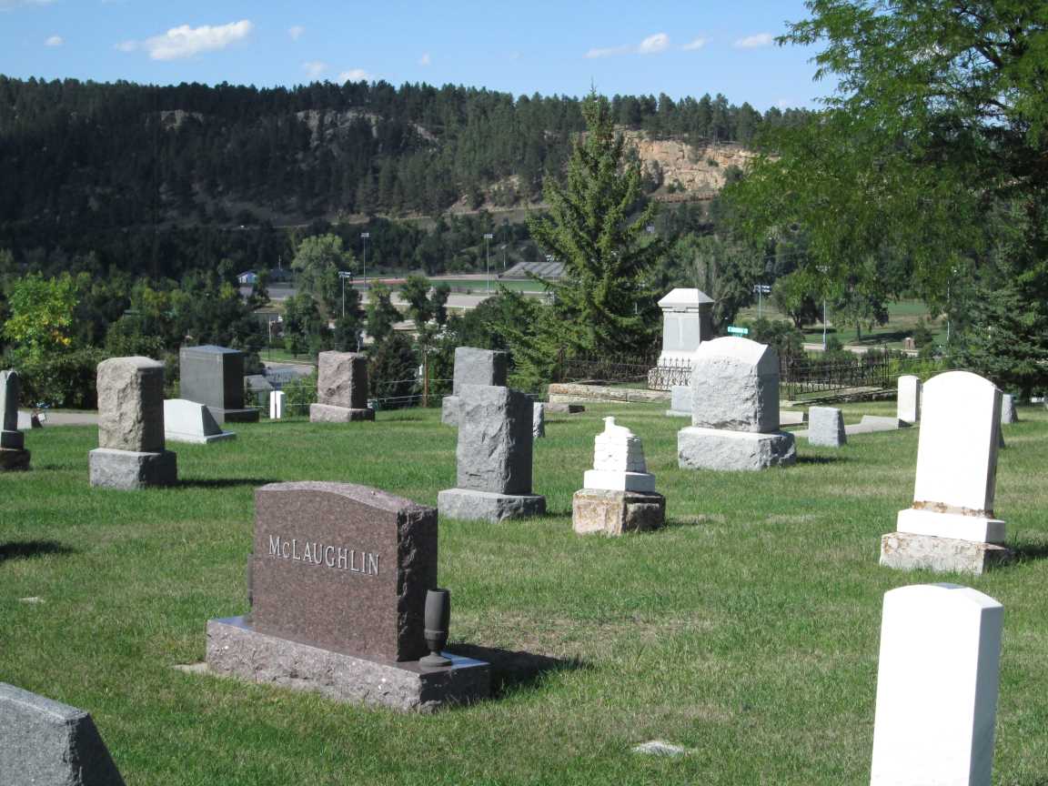 Bear Butte Cemetery cemetery grounds and headstones