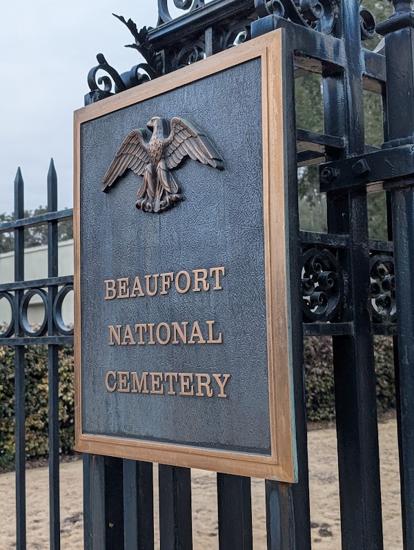 Beaufort National Cemetery grounds