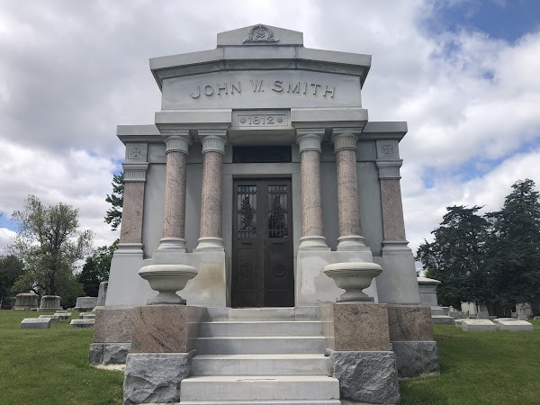 Beech Grove Cemetery grounds