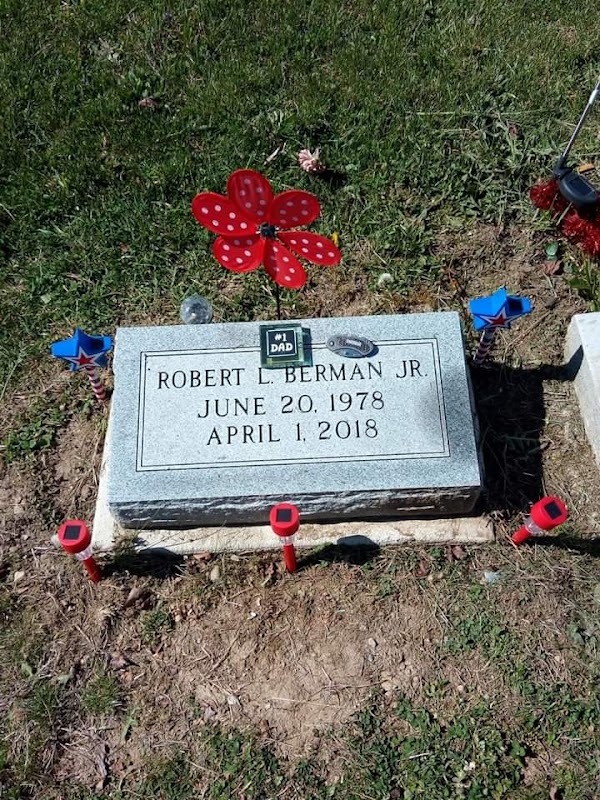 Beech Grove Cemetery grounds