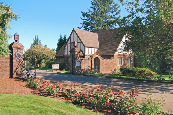 Belcrest Memorial Park grounds