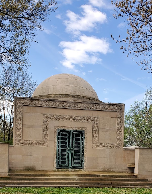 Bellefontaine Cemetery and Arboretum grounds