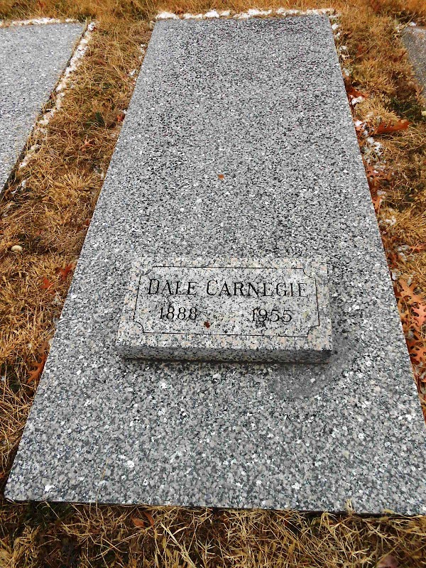 Belton Cemetery grounds