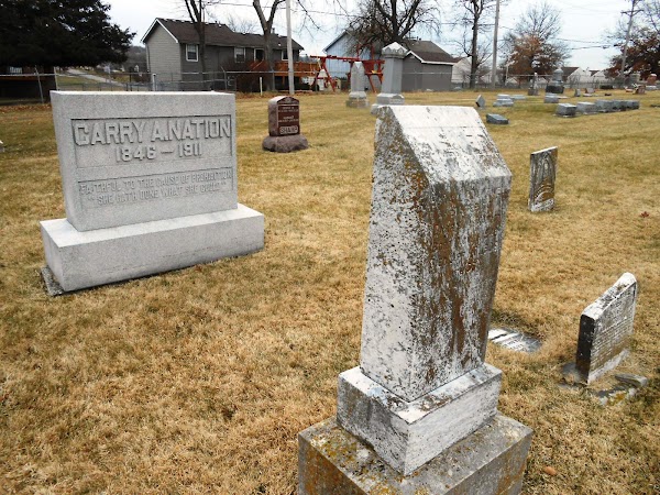 Belton Cemetery grounds