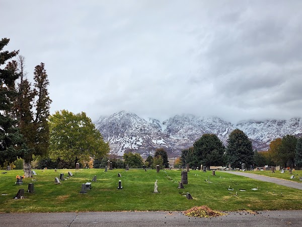 Ben Lomond Cemetery grounds