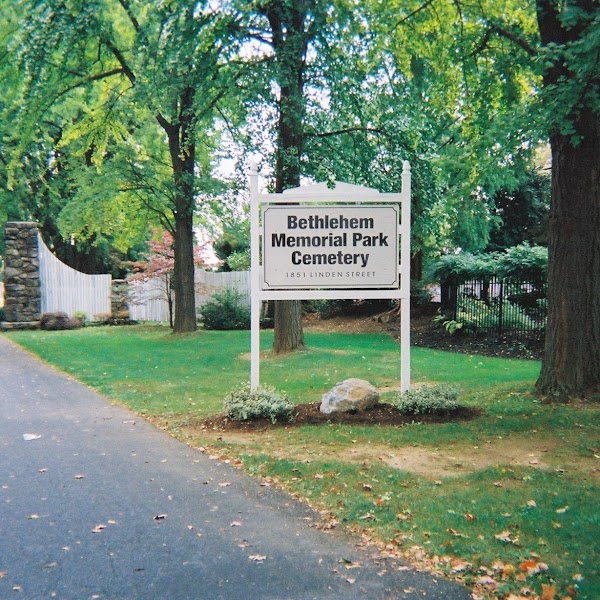 Bethlehem Memorial Park Cemetery grounds