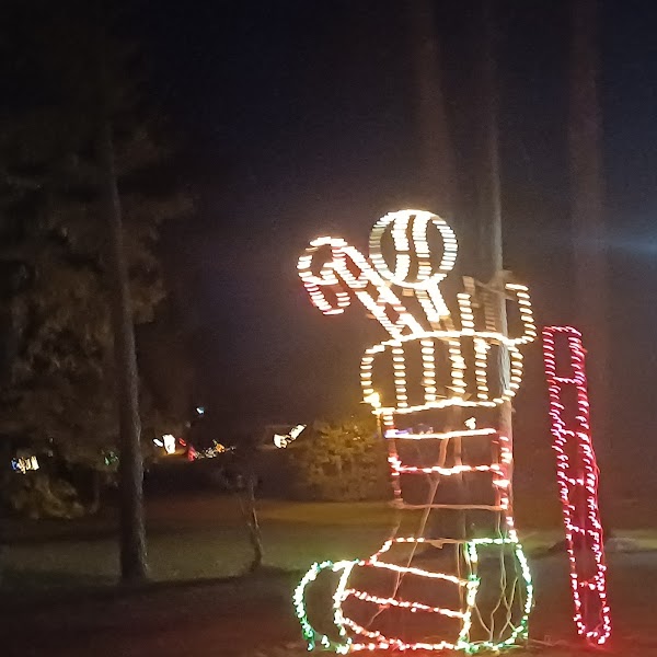 Bettie C. Robertson Memorial Park grounds