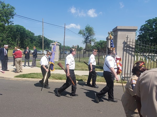 Beverly National Cemetery grounds