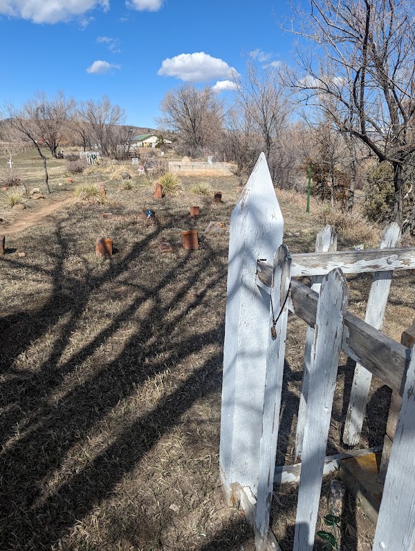 Bingham Hill Cemetery grounds