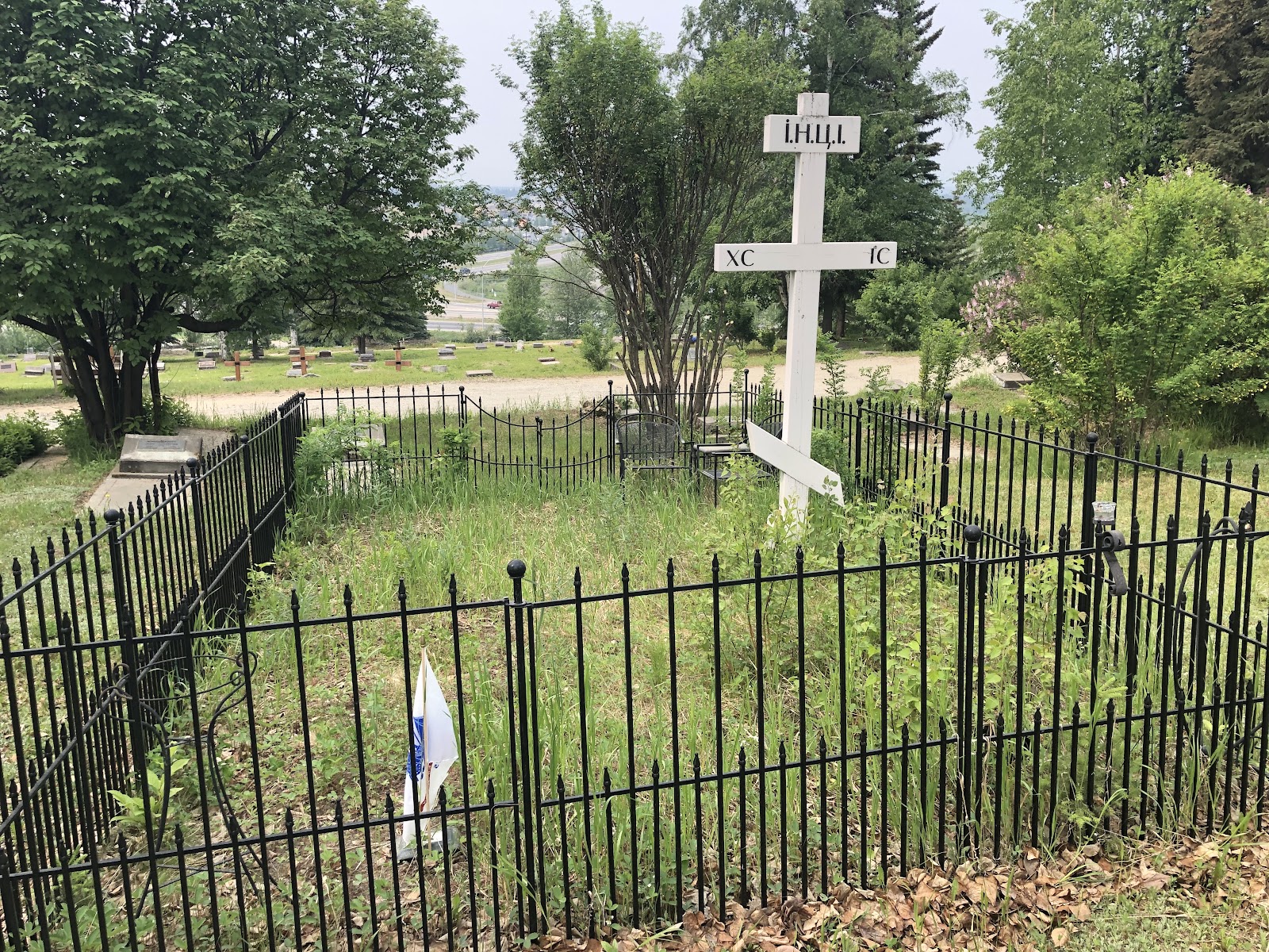 Birch Hill Cemetery cemetery grounds and headstones