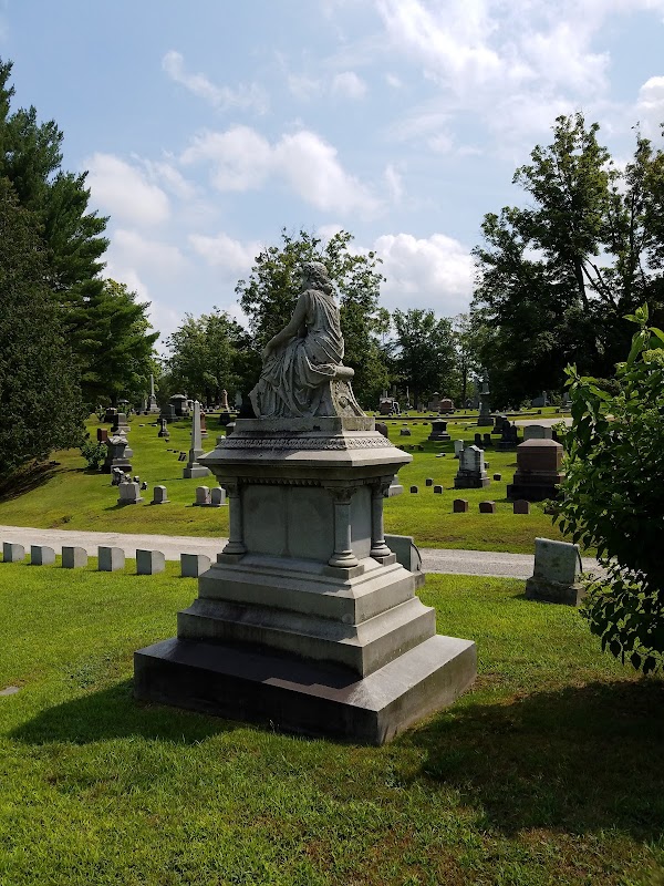 Blossom Hill Cemetery grounds