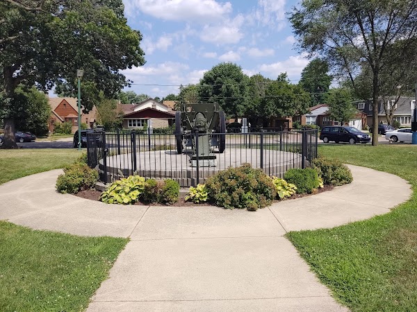Blue Island Memorial Park grounds