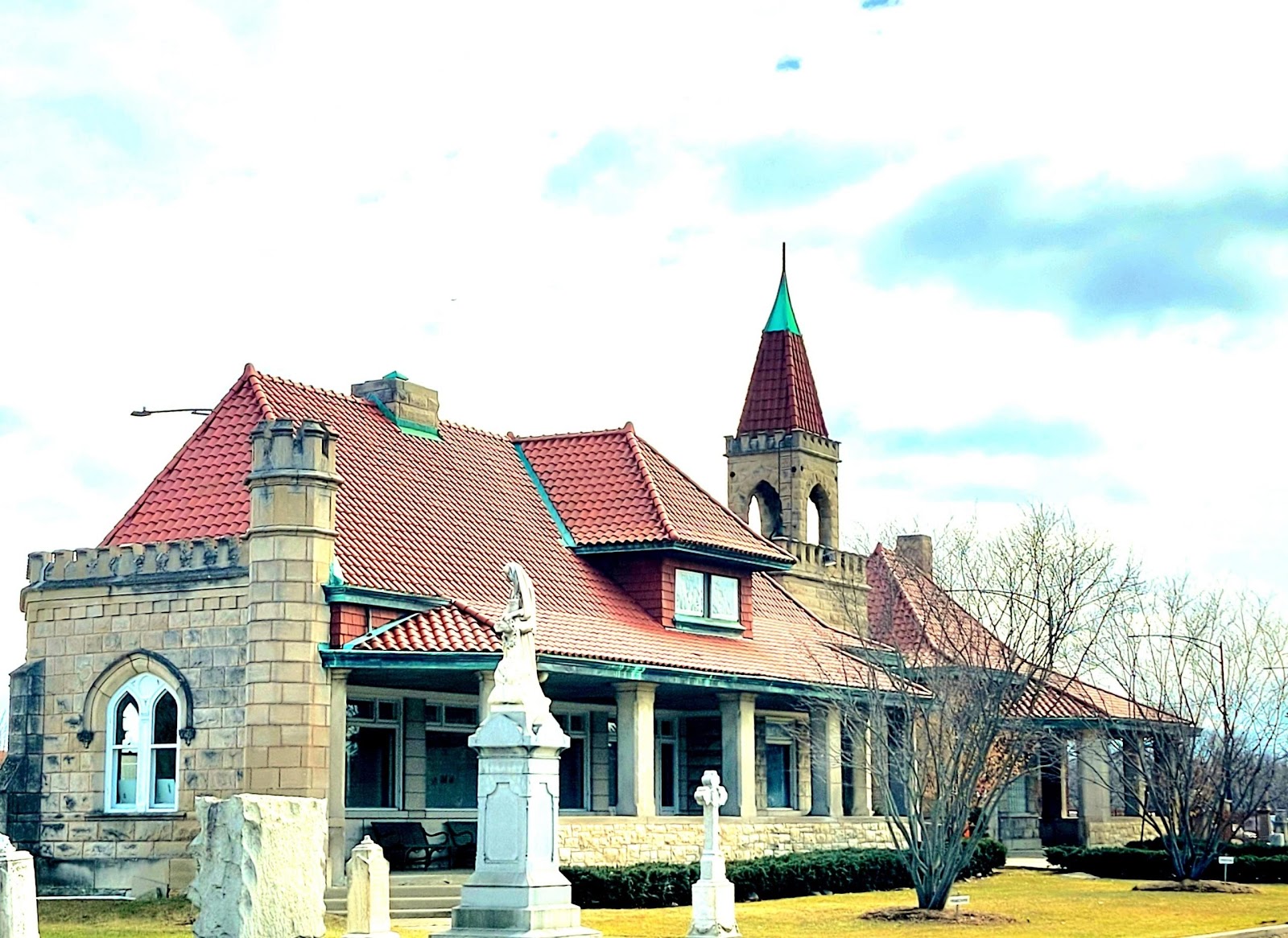 Bohemian National Cemetery cemetery grounds and headstones