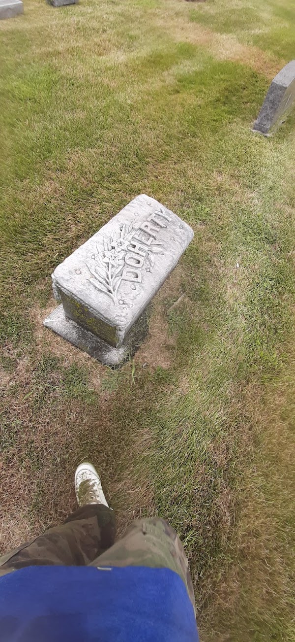 Bonner Springs Cemetery grounds