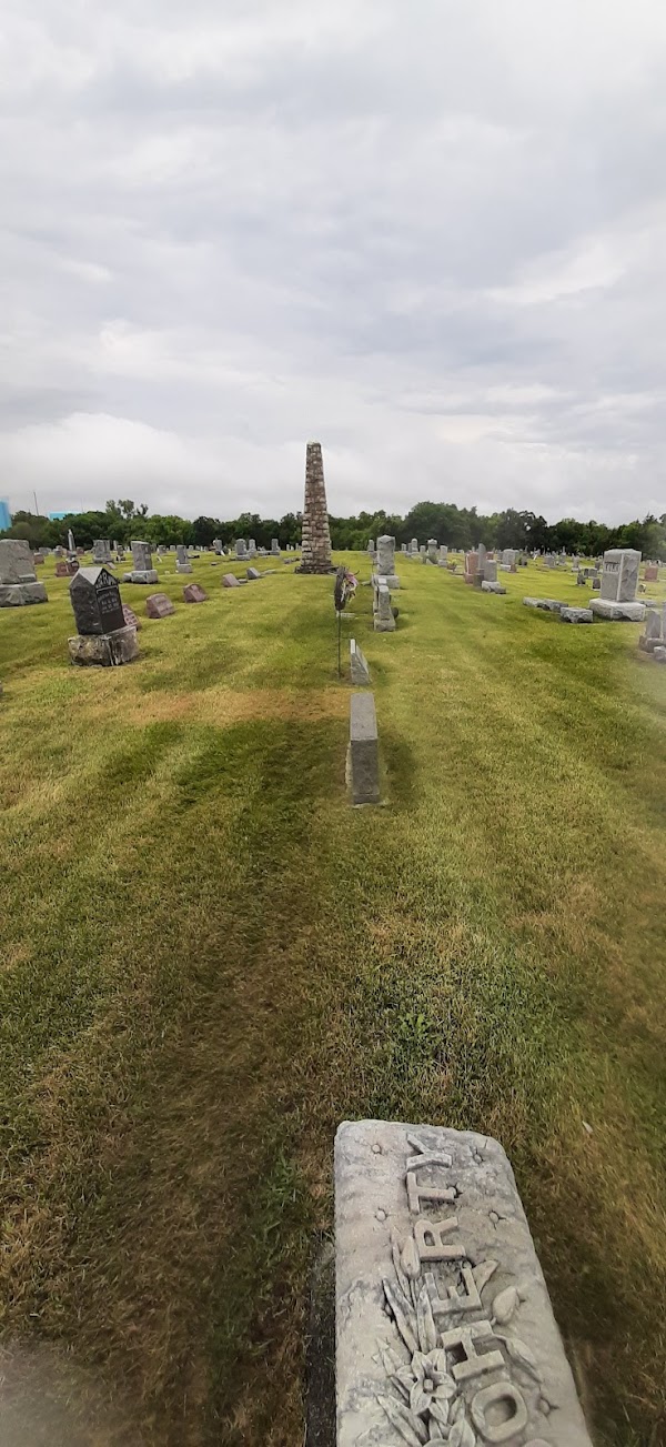 Bonner Springs Cemetery grounds