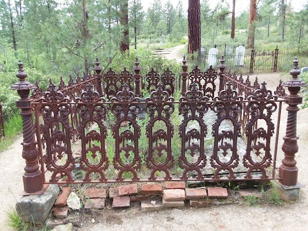 Boot Hill Cemetery grounds