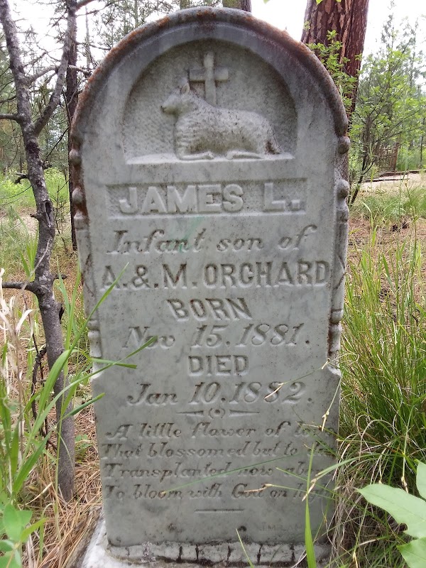 Boot Hill Cemetery grounds