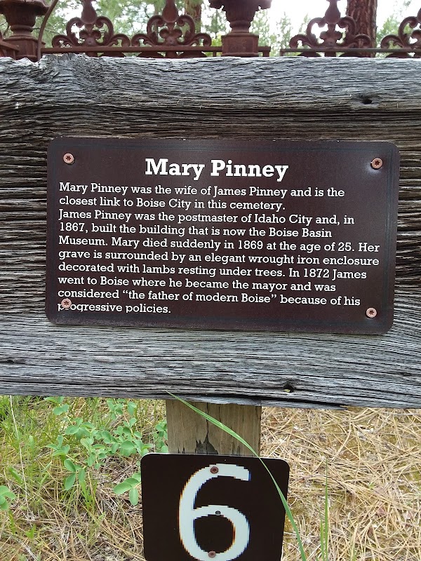 Boot Hill Cemetery grounds