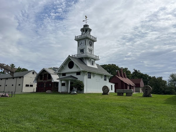 Boothe Memorial Park grounds