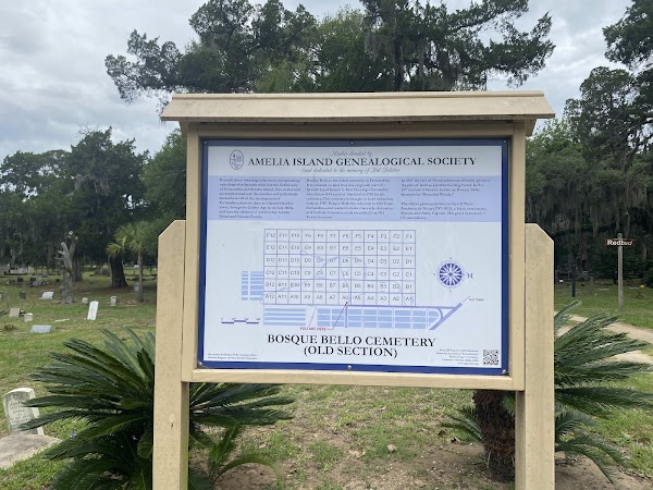Bosque Bello Cemetery grounds