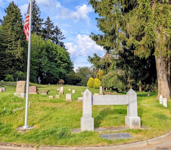 Bothell Pioneer Cemetery grounds