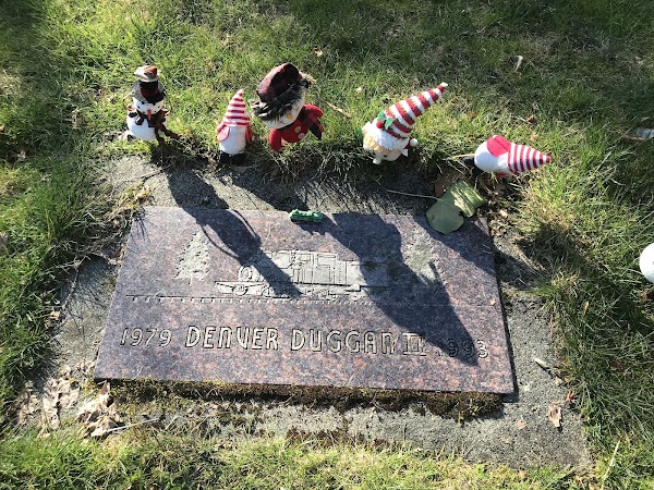 Bothell Pioneer Cemetery grounds