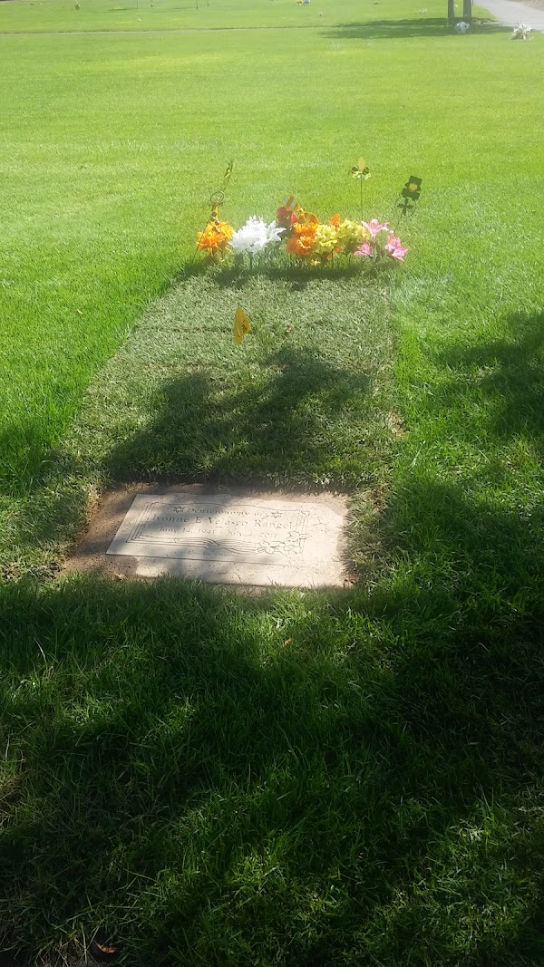 Boulder City Municipal Cemetery grounds