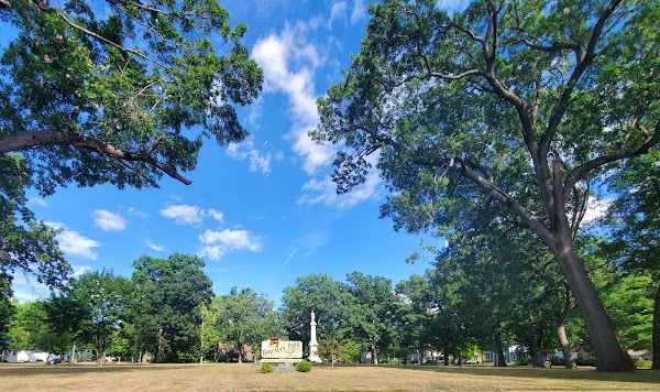 Bowman Memorial Park grounds