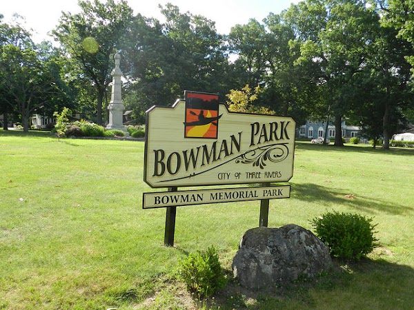 Bowman Memorial Park grounds