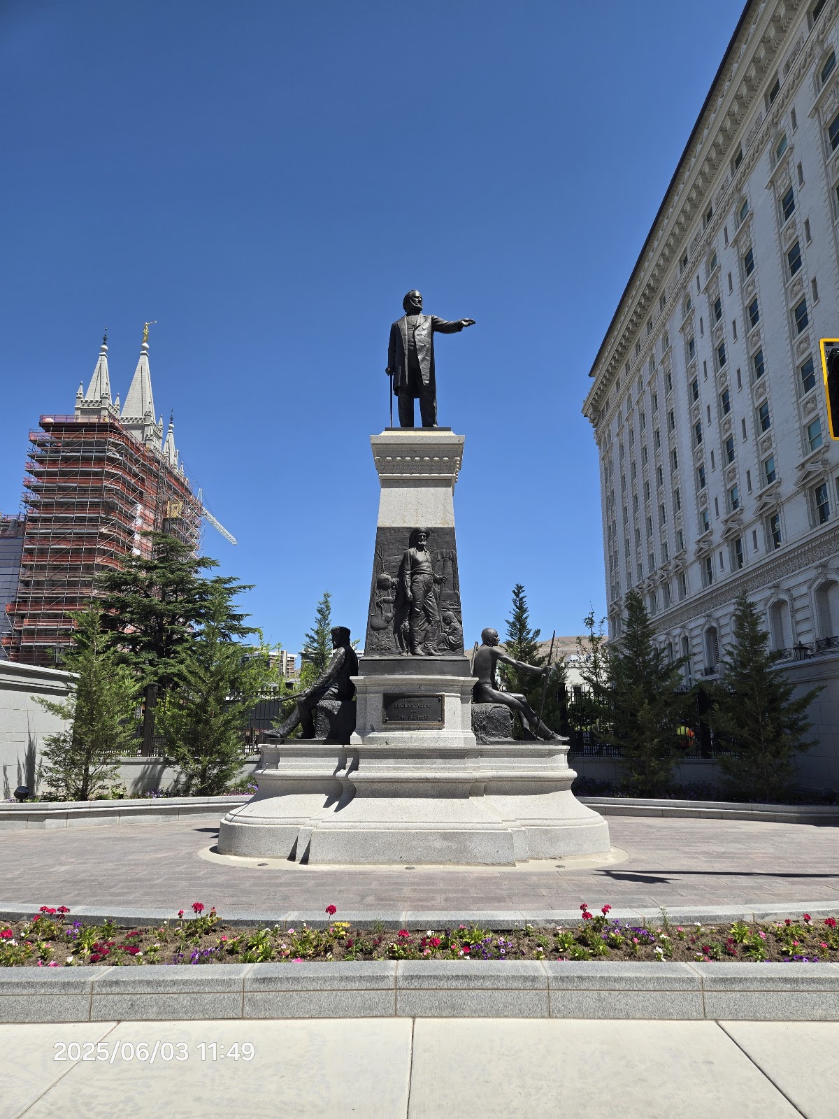 Brigham Young Monument cemetery grounds and headstones