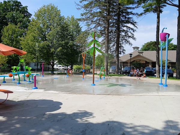 Brownson Memorial Park grounds